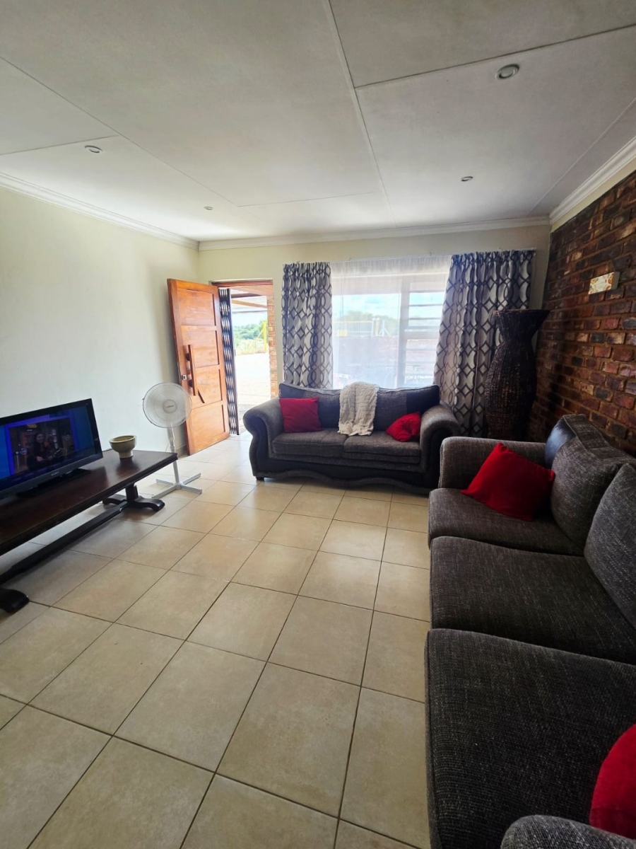 2 Bedroom Property for Sale in La Hoff North West